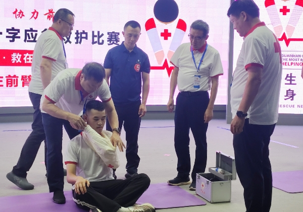 把握白金十分钟 让急救成为全民技能 把握白金十分钟 让急救成为全民技能