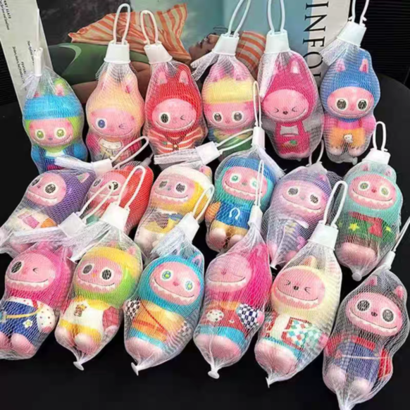 情绪消费藏猫腻:玩具存隐患、服务打擦边、疗愈玩套路