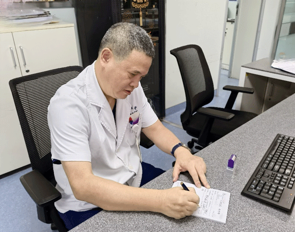 新型抗菌药物思福诺®全国首处落地,开创多重耐药感染精准治疗新格局 新型抗菌药物思福诺®全国首处落地,开创多重耐药感染精准治疗新格局