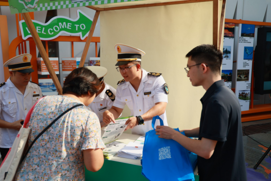 培养健康生活方式，筑牢家庭健康基石