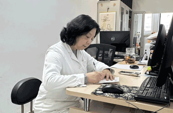 辉瑞血友病创新疗法友瑞宁®开出全国首批处方,有望帮助患者实现生活“正常化”新篇章 辉瑞血友病创新疗法友瑞宁®开出全国首批处方,有望帮助患者实现生活“正常化”新篇章